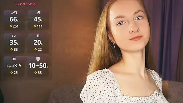 Freechat EsmaCarll on StripChat