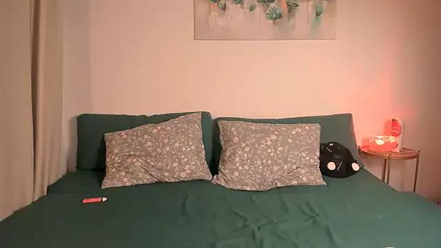 eva_sunshine_blue_eyes from StripChat