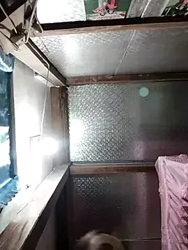 Feeling-hot on StripChat