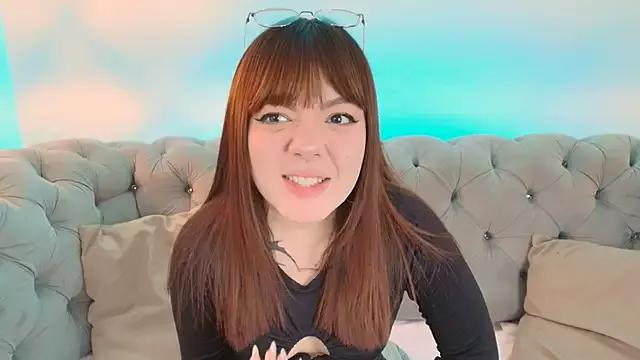 Freechat Fluffy_Bubble21 on StripChat