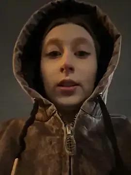 Hot FroggyAnna wants you to fuck their body now FroggyAnna from StripChat