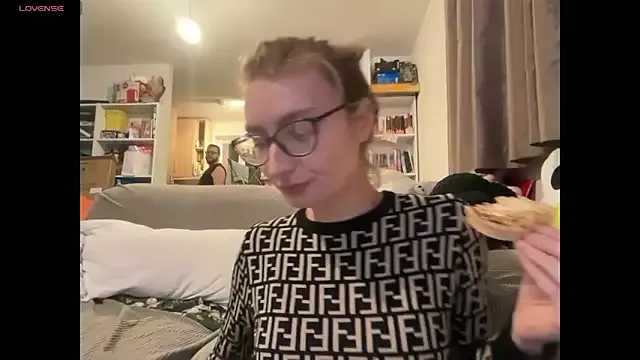 harleyblair — top off