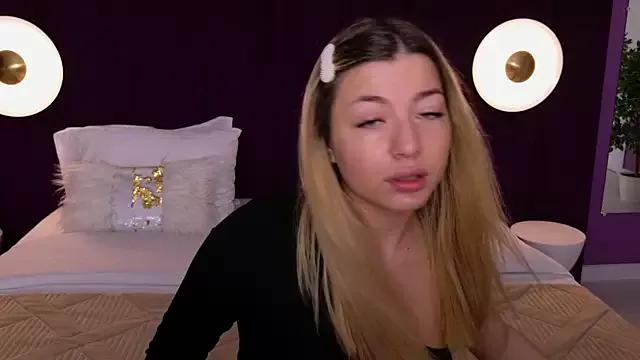 HelenaMorgan on StripChat 