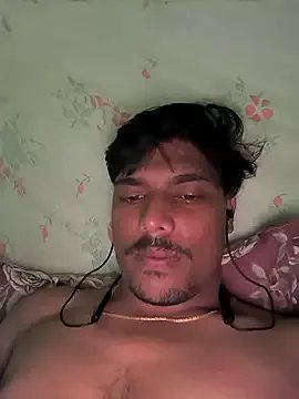 Freechat honestbbadboy on StripChat