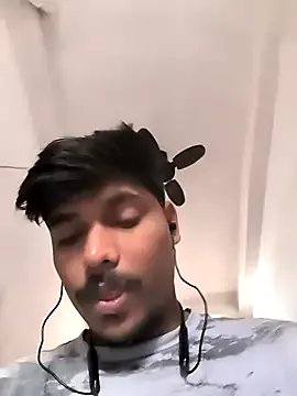 Freechat honestbbadboy on StripChat