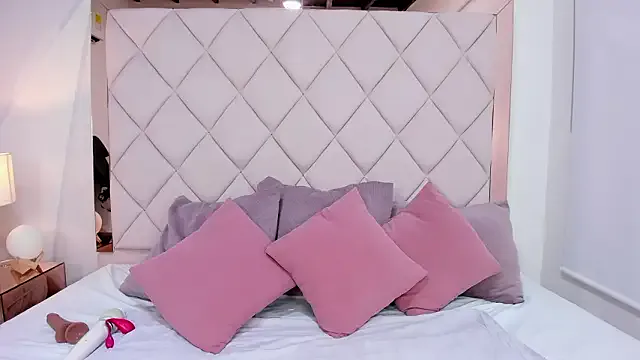 honeyy_cherry — CREAMY CUMM