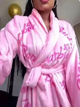 HOT_LADY_777 on StripChat 