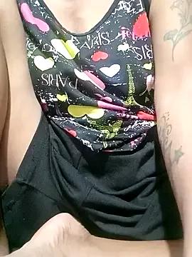 Freechat Hotmommax on StripChat