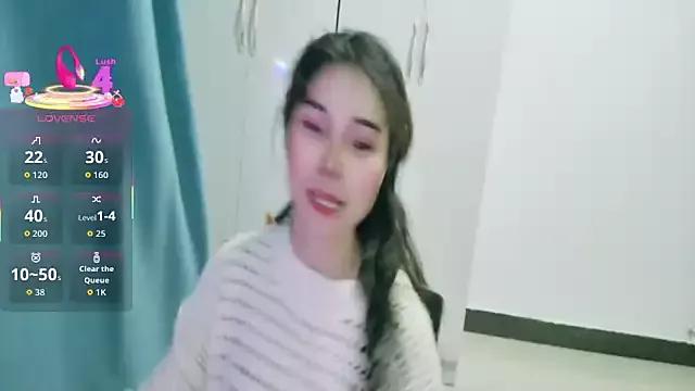 Masturbate to HUAHUABB-2025, she wants to masturbate for you HUAHUABB-2025 from StripChat