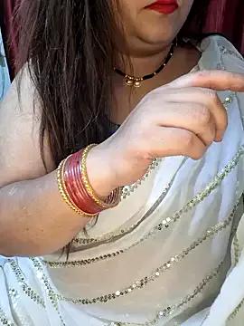 Try Indian-hotmilfs, she wants to masturbate for you indian-hotmilfs from StripChat