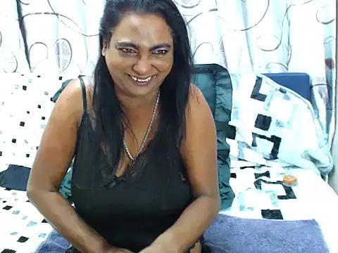 indianmilf694u on StripChat