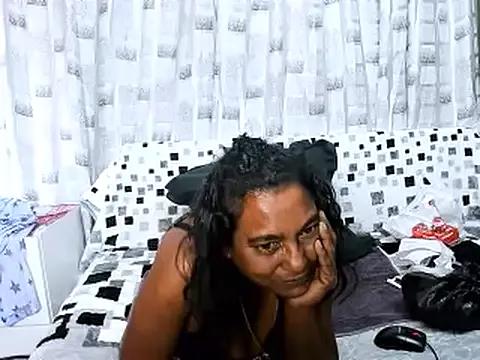 indianmilf694u on StripChat 