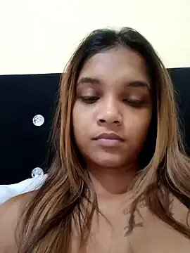 Freechat Indianqueen03 on StripChat