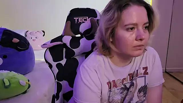 Freechat InternetFairy_XO on StripChat