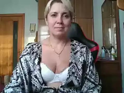 Watch StripChat's IrinaB1 IrinaB1 from StripChat