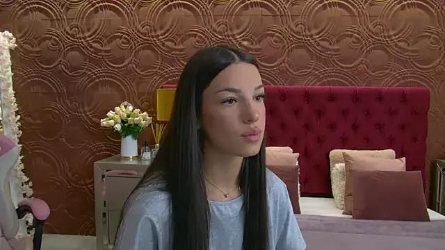 IrisMonn on StripChat 