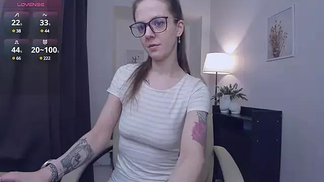 Iriss_Miller on StripChat 