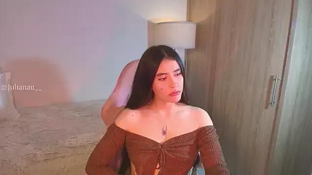 iriswest_ on StripChat 