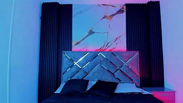 Freechat Issafoxx on StripChat