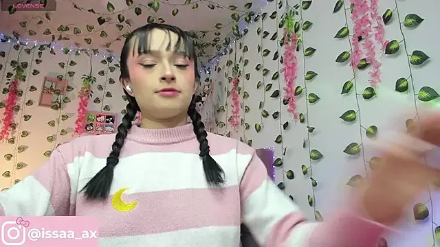 Group issagarcia on StripChat