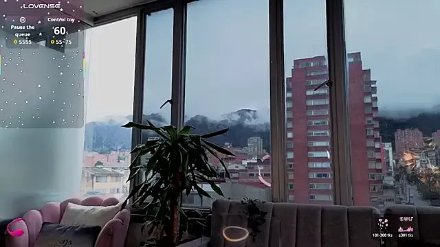 Freechat Ivanna_West on StripChat