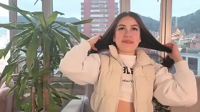 Freechat Ivanna_West on StripChat