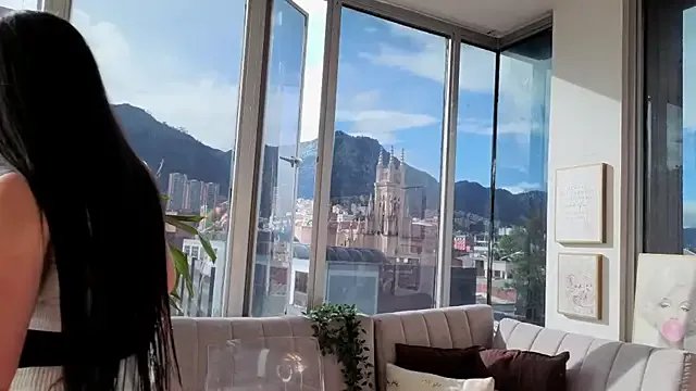 Freechat Ivanna_West on StripChat