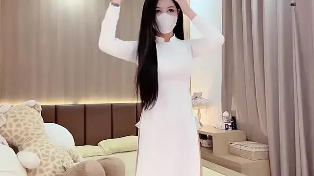 Jennie_Pub from StripChat