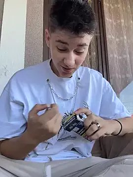 Freechat JessyAdore on StripChat