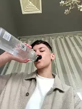 Freechat JessyAdore on StripChat