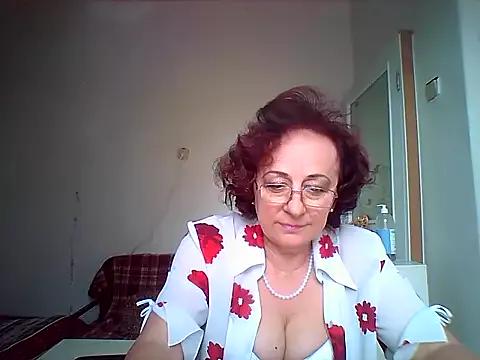 Freechat Julia54391 on StripChat