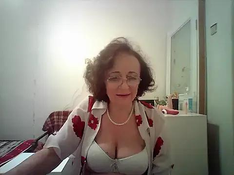 Admire naked escort Julia54391 Julia54391 from StripChat
