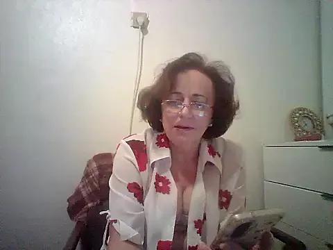 Freechat Julia54391 on StripChat