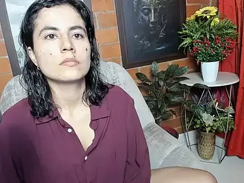 Freechat kanela3434 on StripChat