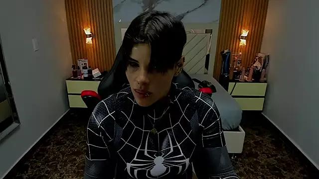 Explore gorgeous escort KAROLLJONES1 KAROLLJONES1 from StripChat