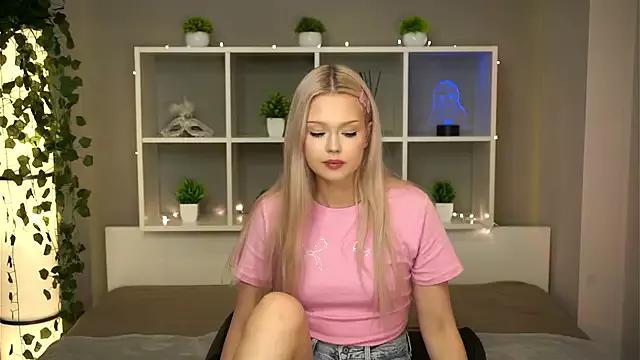 Cute KaryTasch from StripChat KaryTasch from StripChat