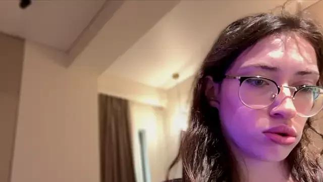 Check out 23 years old Kelly_Berry__ from StripChat Kelly_Berry__ from StripChat