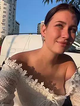 KikiWatson on StripChat 