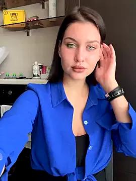 KikiWatson on StripChat 