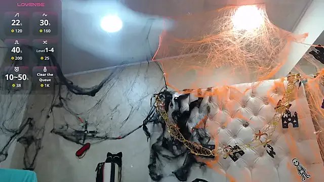 Freechat La_Crespa_x on StripChat