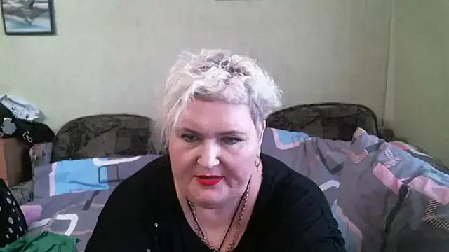 Lana555 on StripChat 