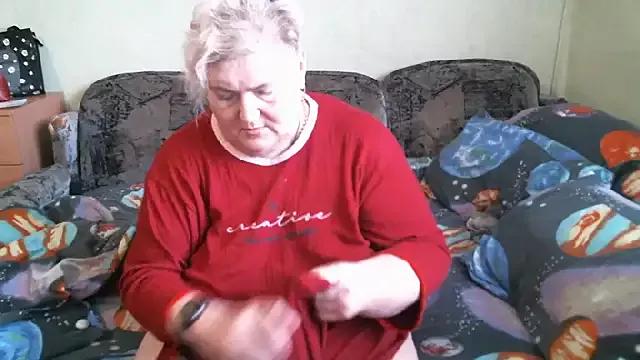 Lana555 on StripChat 