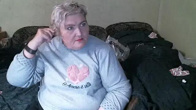 Explore Lana555, she wants to masturbate for you Lana555 from StripChat