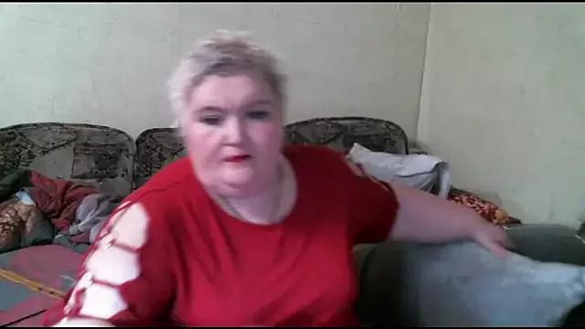 Lana555 on StripChat 