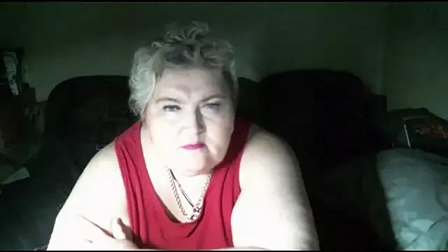 Lana555 on StripChat 