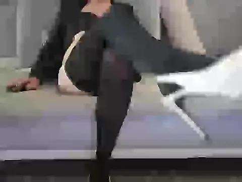 Explore sweet stripper Laure11 Laure11 from StripChat