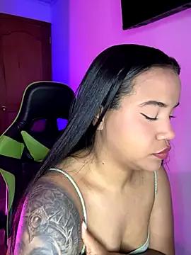 leila_22 on StripChat