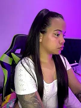 leila_22 on StripChat