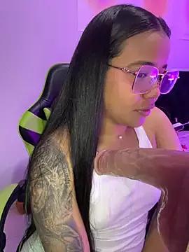 leila_22 on StripChat