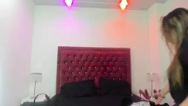 Freechat Lia_adamsss on StripChat